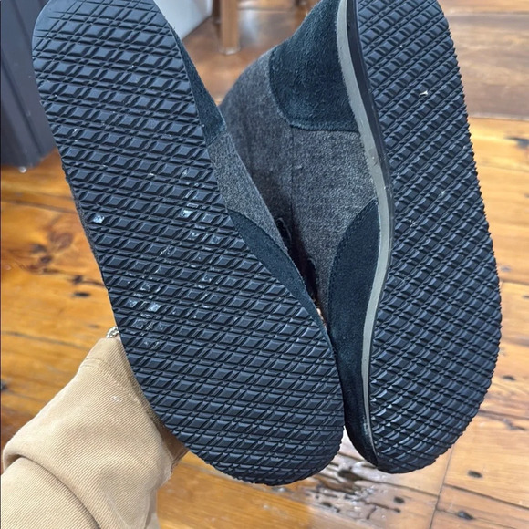 LL Bean Black Lace-Up Winter Boots with Fur Lining size 9 ID 299782 - Picture 3 of 11